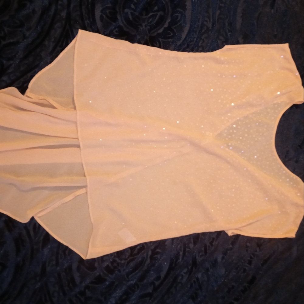 Studio y size large short sleeve shirt